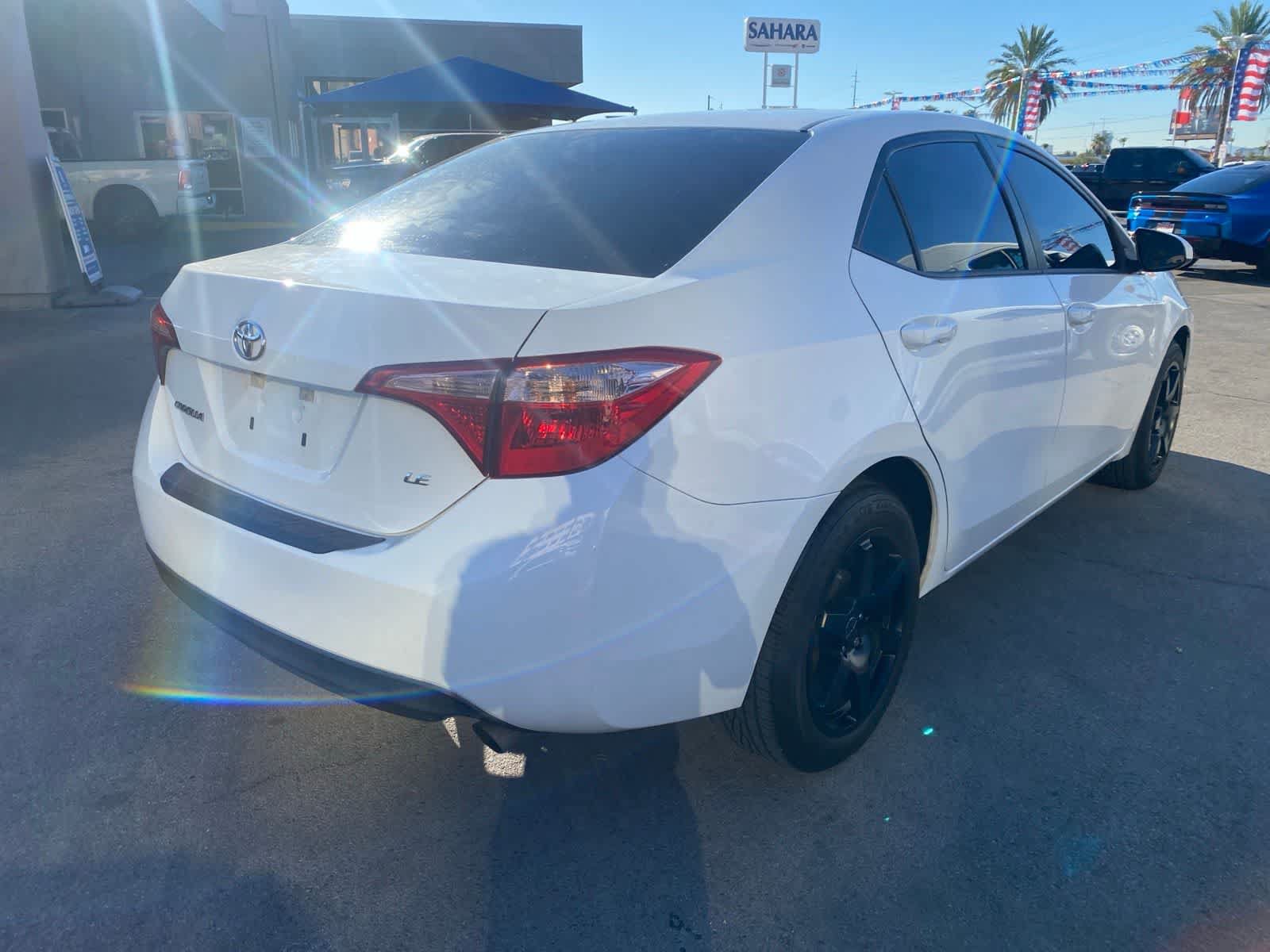 Used 2019 Toyota Corolla LE FWD image 6