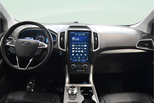 Used 2024 Ford Edge SEL AWD/4WD image 5