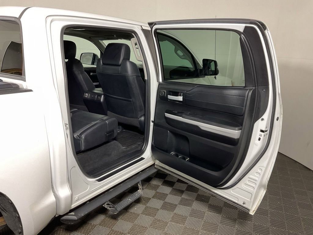Used 2018 Toyota Tundra Limited w/ Limited Premium Package AWD/4WD image 34