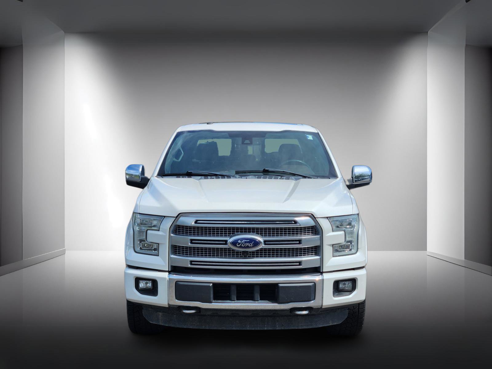 Used 2016 Ford F150 Platinum w/ Equipment Group 701A Luxury AWD/4WD image 5