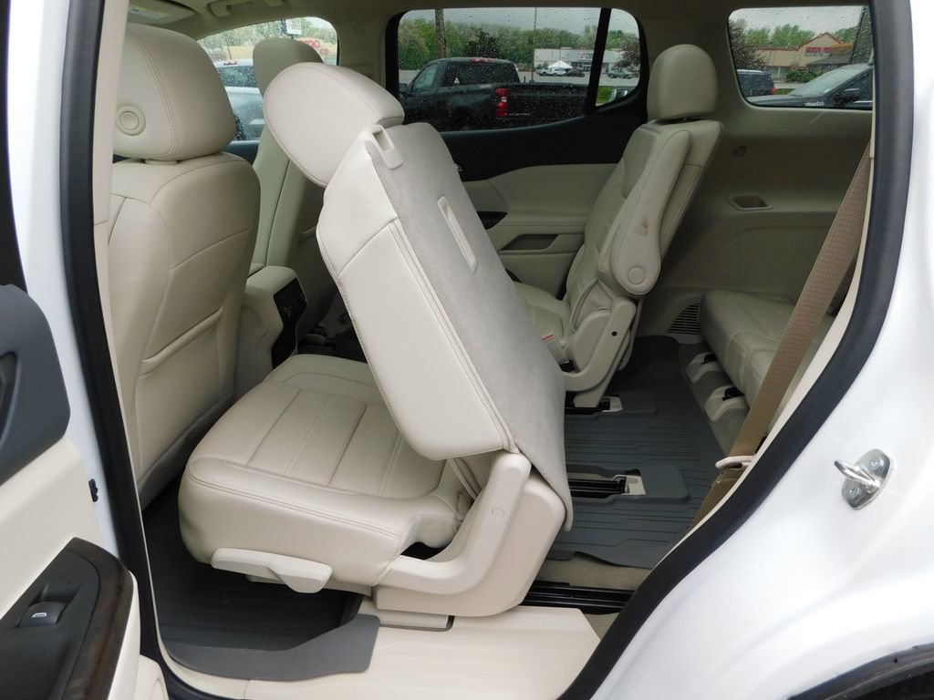 Used 2023 GMC Acadia Denali w/ Denali Technology Package AWD/4WD image 33
