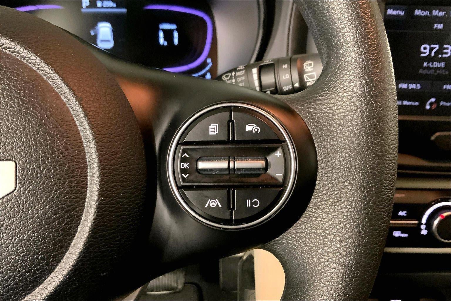Certified 2025 Kia Soul LX image 19