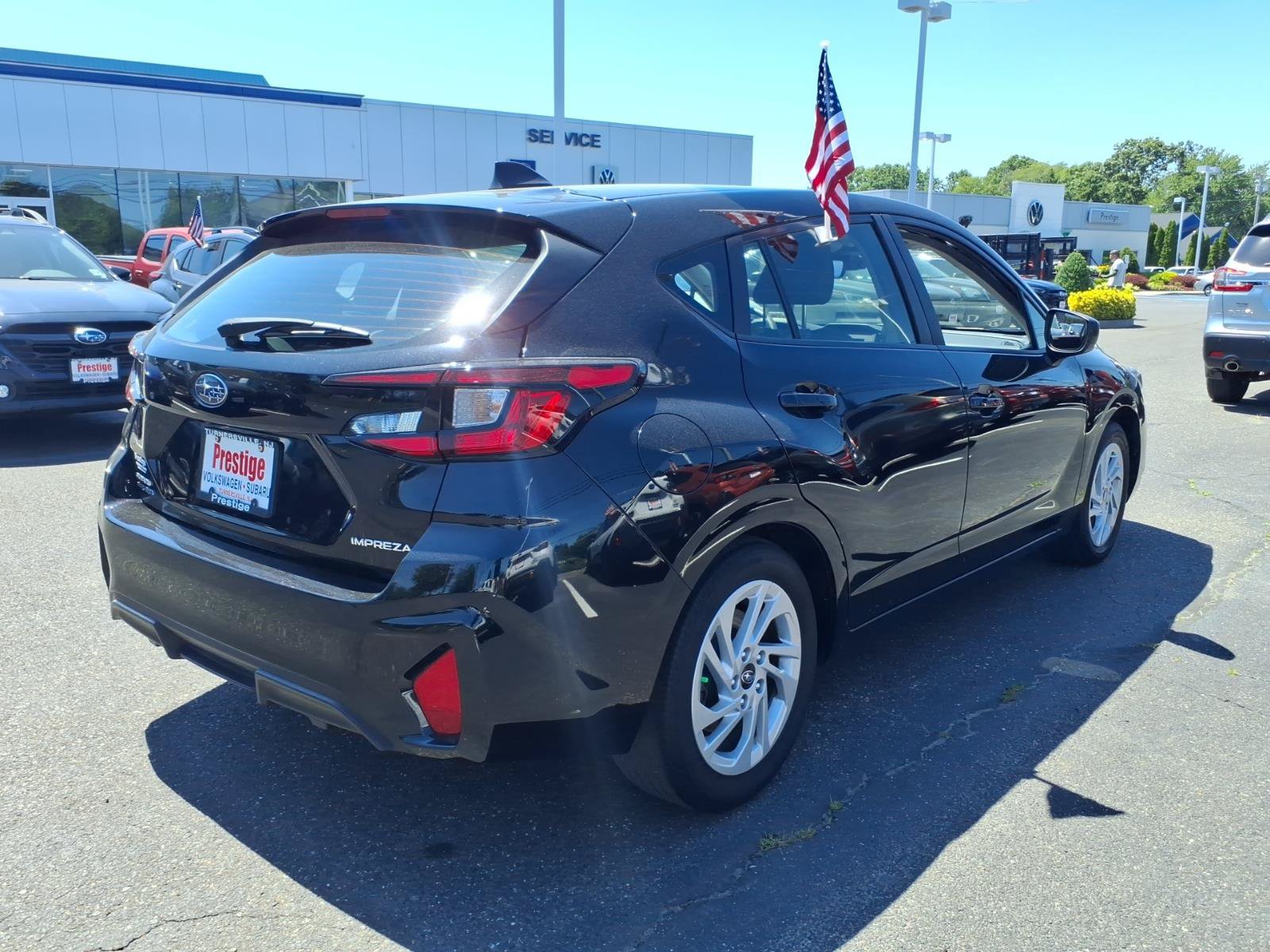 Used 2024 Subaru Impreza 2.0i AWD/4WD image 2