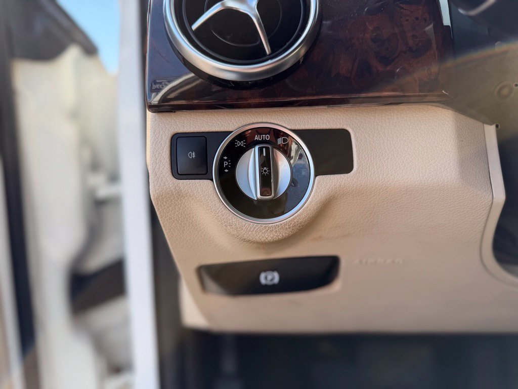 Used 2014 Mercedes-Benz GLK 250 BlueTEC 4MATIC image 27