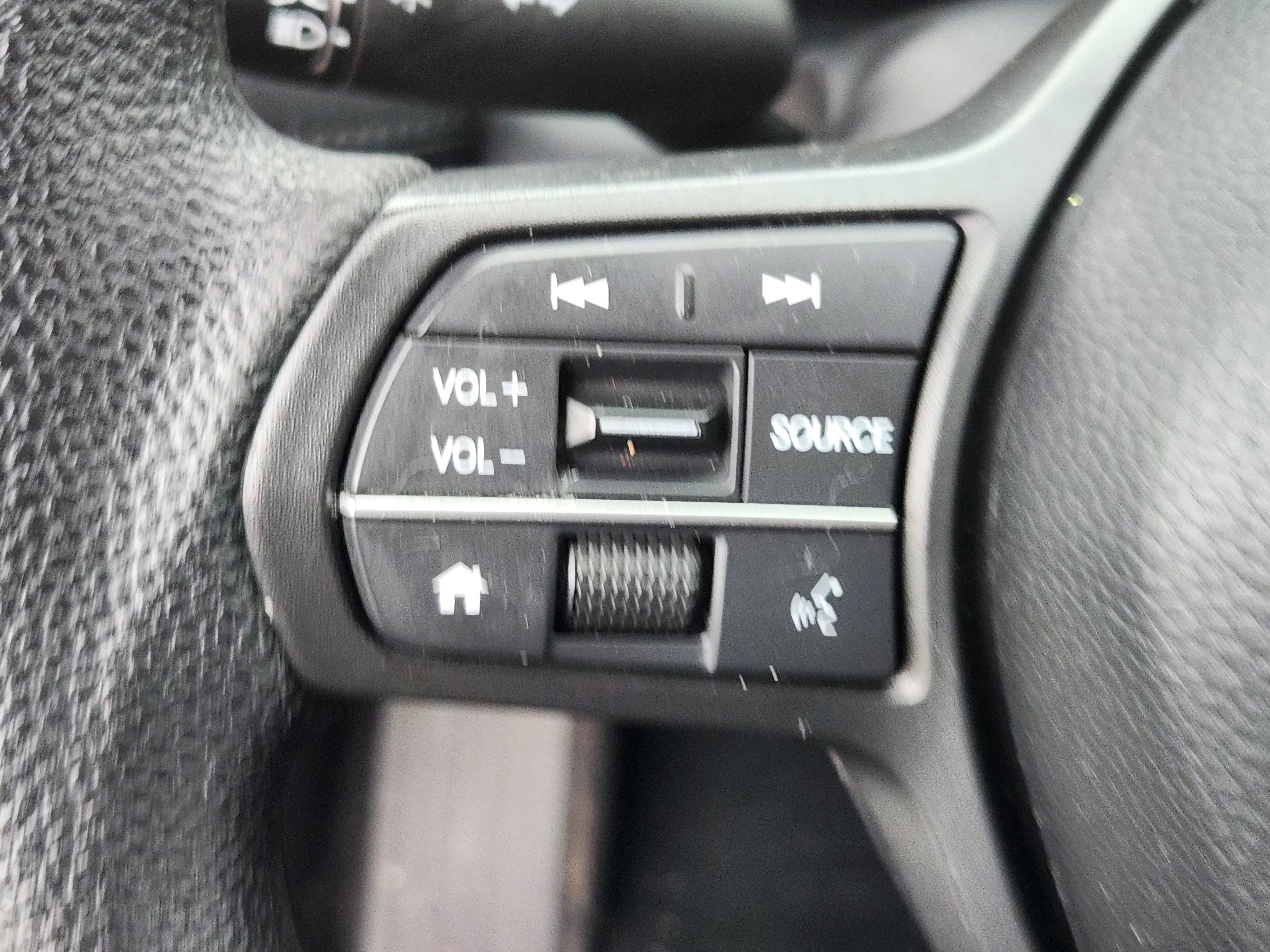Used 2023 Honda HR-V LX image 21