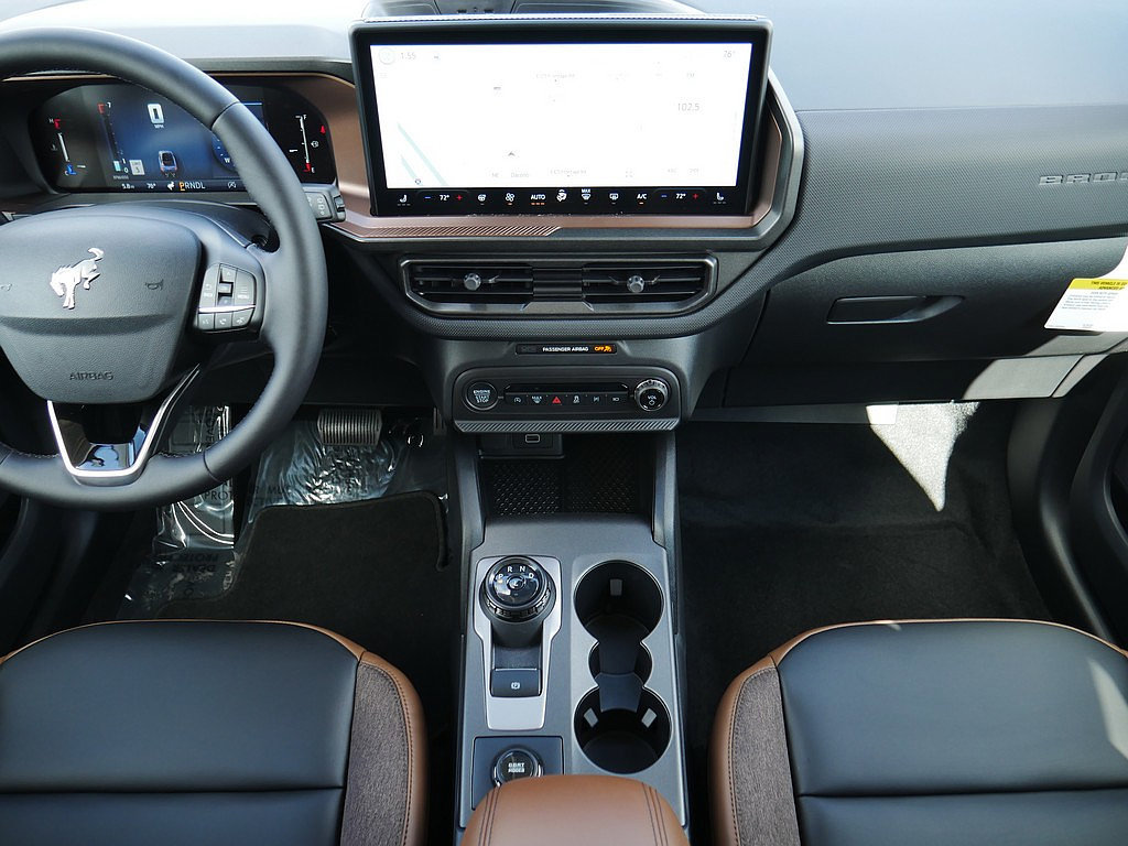 New 2026 Ford Bronco Sport Outer Banks w/ Outer Banks Tech Package+ AWD/4WD image 19