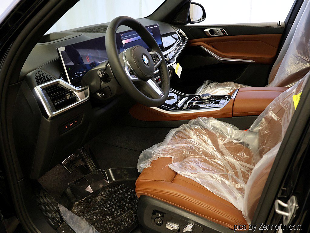 New 2026 BMW X5 xDrive40i w/ M Sport Package AWD/4WD image 11