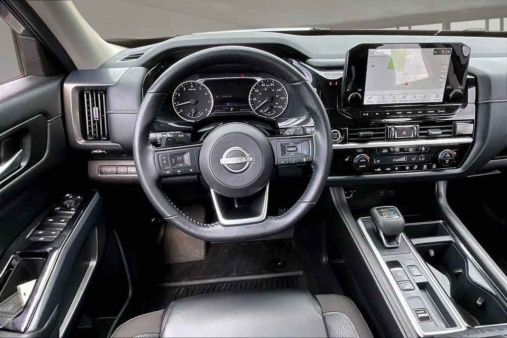 Used 2022 Nissan Pathfinder SL FWD image 8