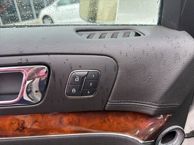 Used 2016 Lincoln MKT AWD w/ Equipment Group 201A image 8