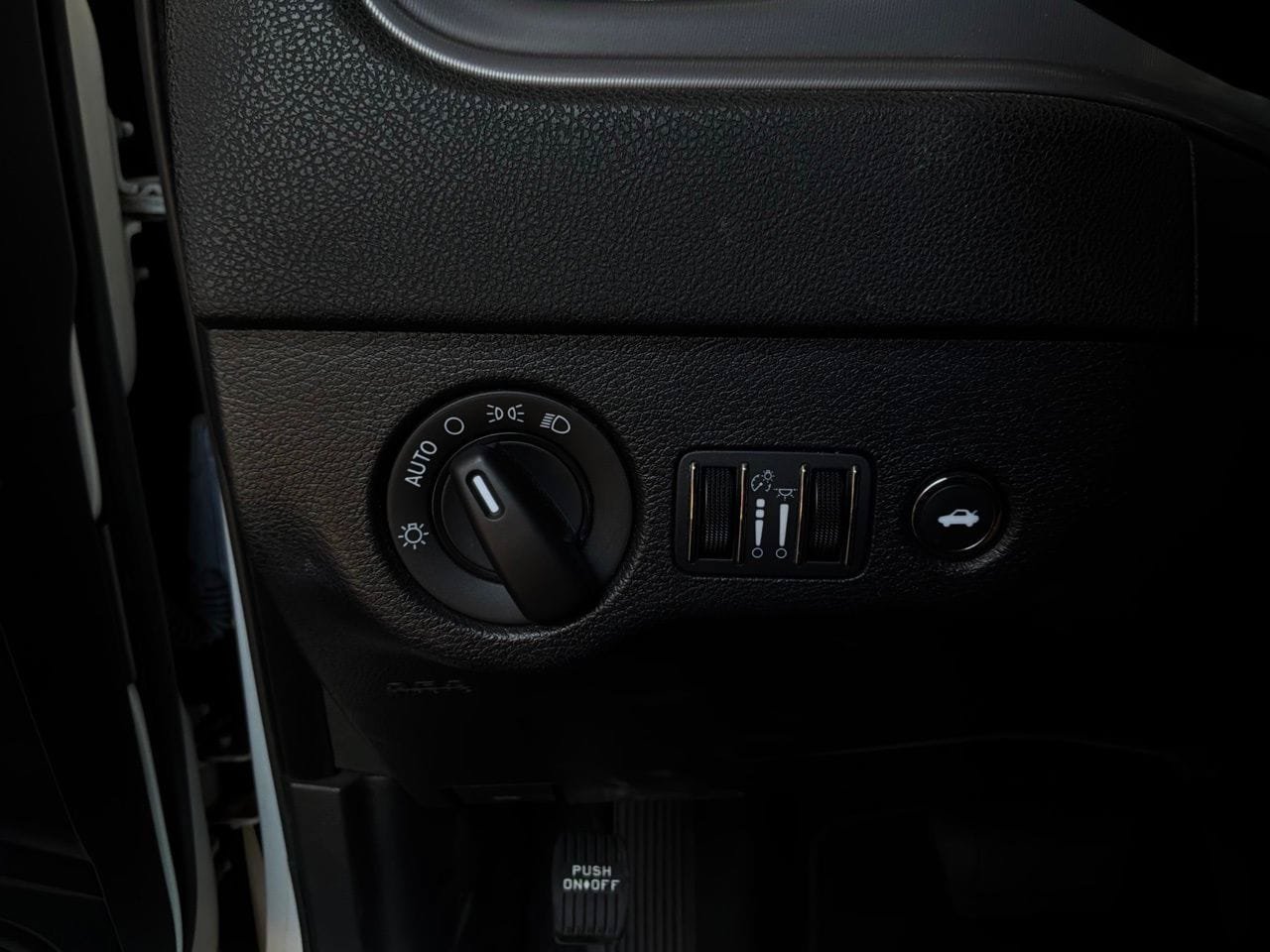 Used 2023 Dodge Charger SXT RWD image 24