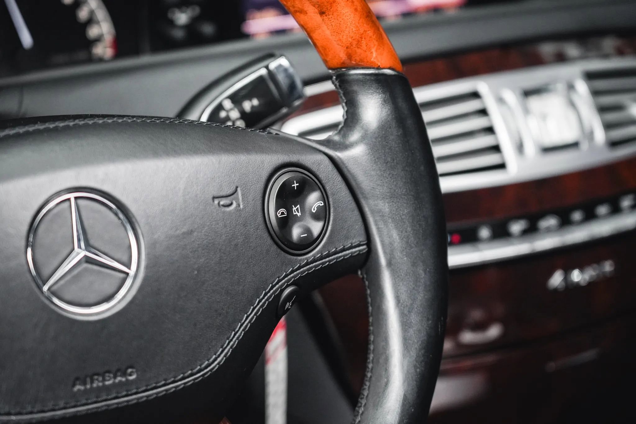 Used 2009 Mercedes-Benz CL 550 4MATIC image 37