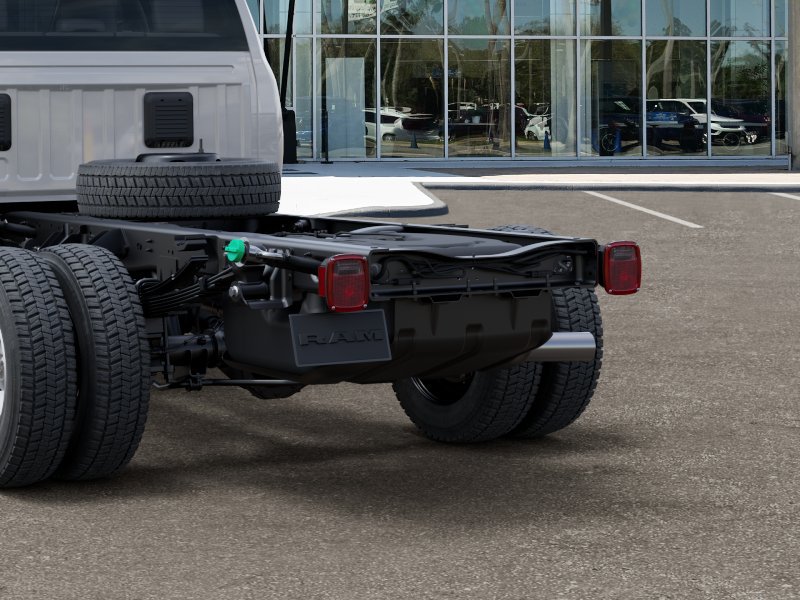 New 2026 RAM 5500 Tradesman w/ Chrome Appearance Group AWD/4WD image 13