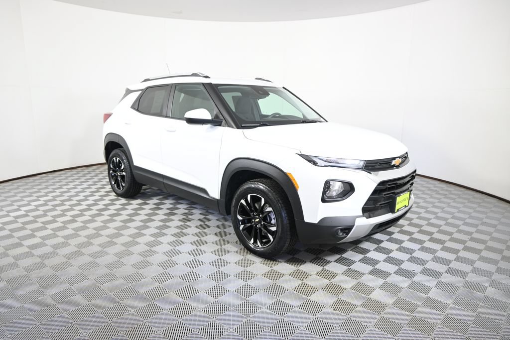 Used 2023 Chevrolet TrailBlazer LT AWD/4WD image 9