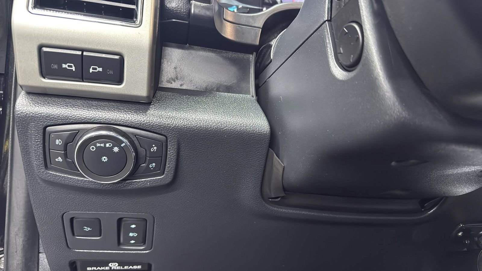 Used 2022 Ford F350 Lariat w/ Lariat Ultimate Package image 15