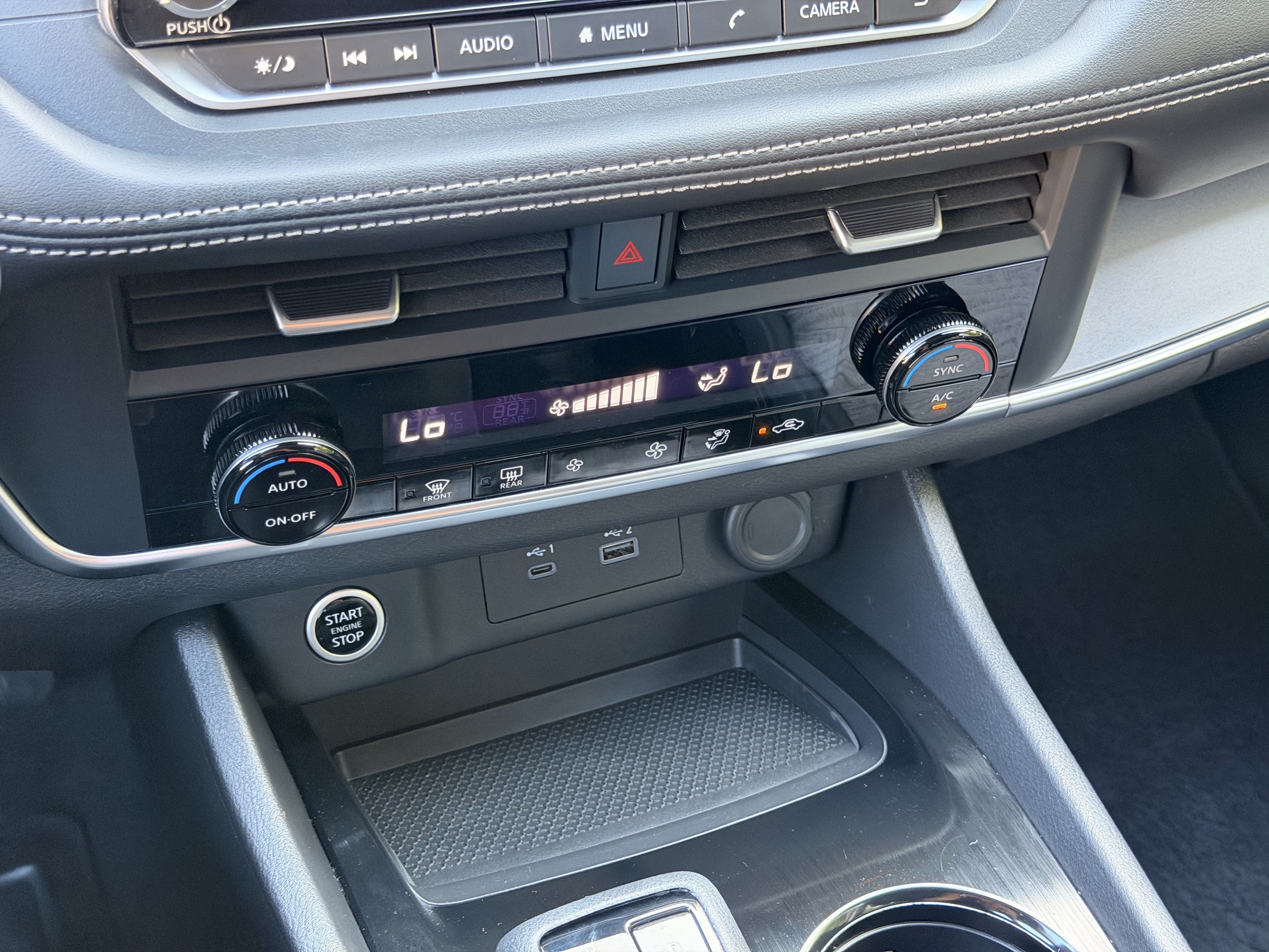 Used 2023 Nissan Rogue SV AWD/4WD image 25