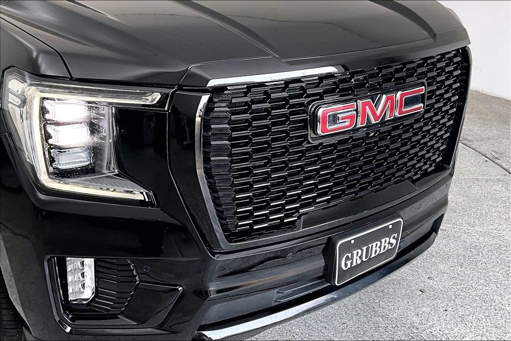 Used 2023 GMC Yukon Denali AWD/4WD image 34
