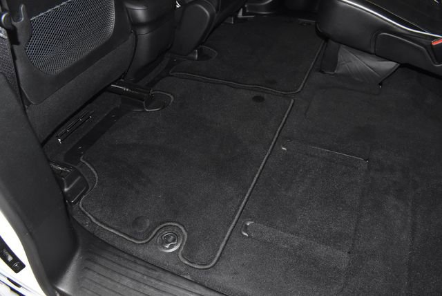 Certified 2025 Chrysler Pacifica Limited image 37