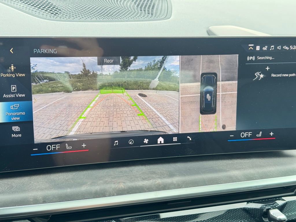 Used 2026 BMW X5 xDrive50e w/ Premium Package image 8