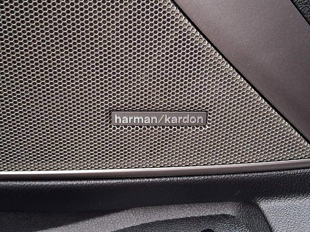 Used 2021 BMW M3 Competition w/ Executive Package image 25