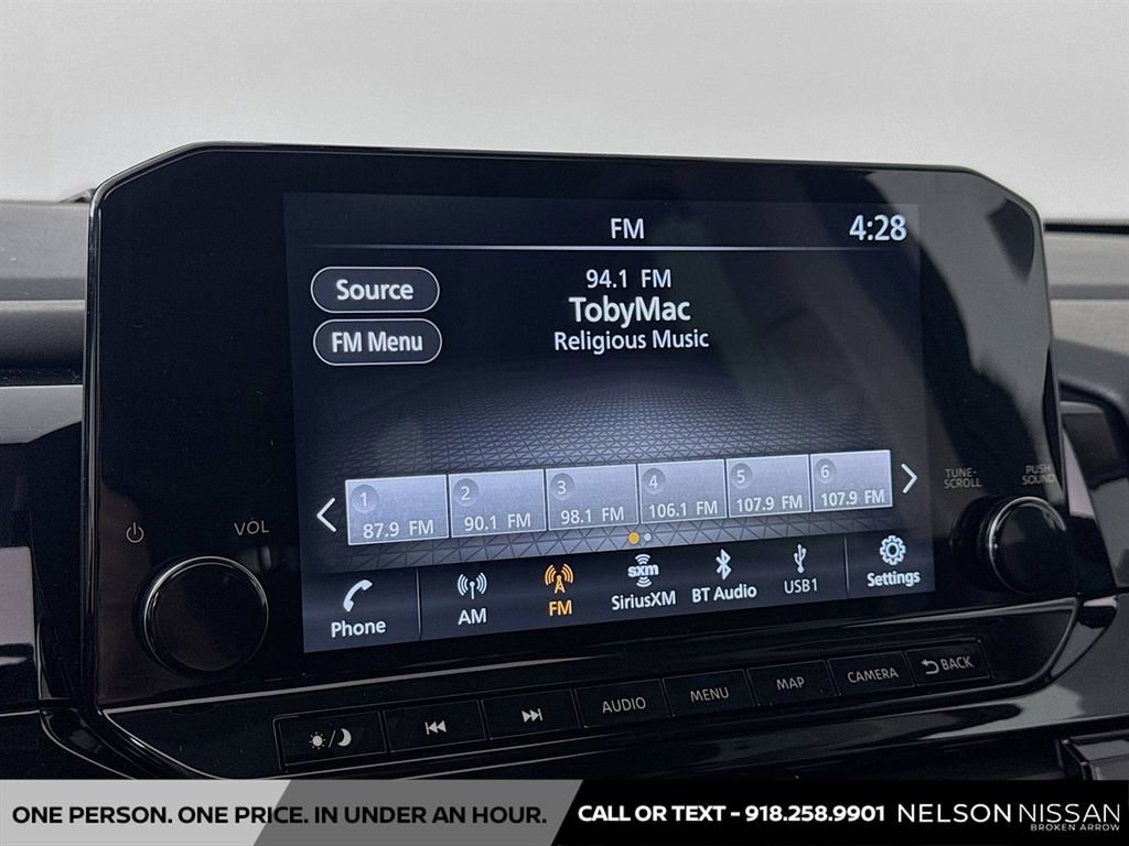 New 2025 Nissan Pathfinder Platinum w/ Black Appearance Package image 15