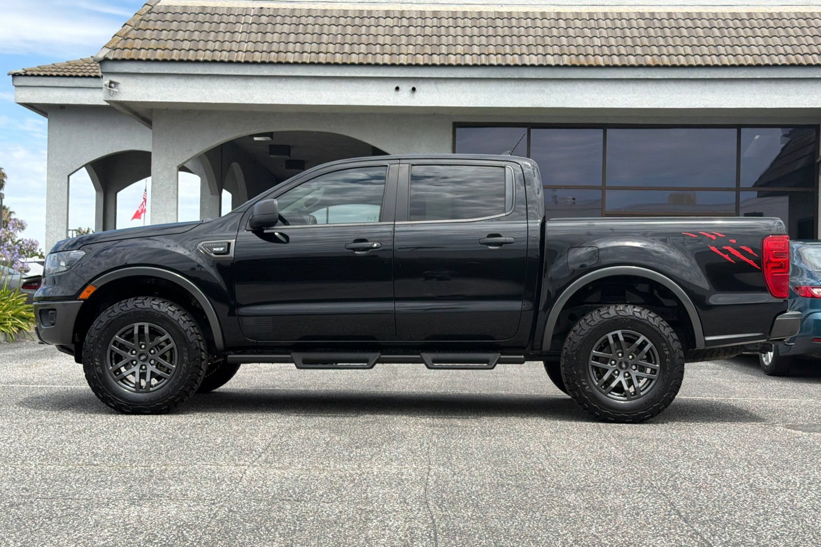 Used 2021 Ford Ranger XLT w/ Tremor Off-Road Package AWD/4WD image 9