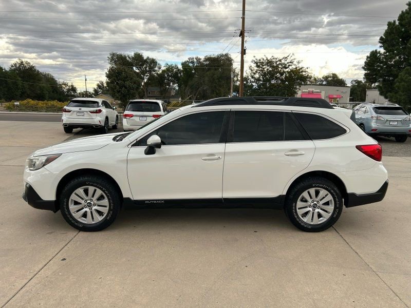 Used 2019 Subaru Outback 2.5i Premium image 4