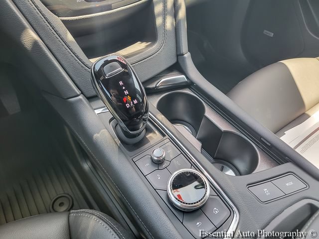 Certified 2024 Cadillac XT5 Luxury w/ LPO, Floor Liner Package AWD/4WD image 24
