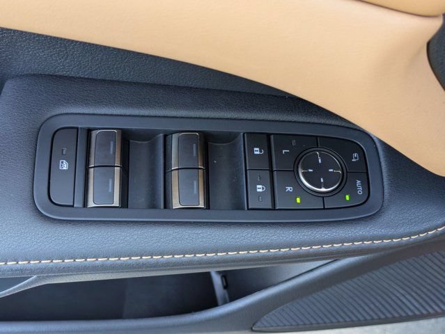 Used 2025 Lexus RX 350 Premium w/ Convenience Package FWD image 15