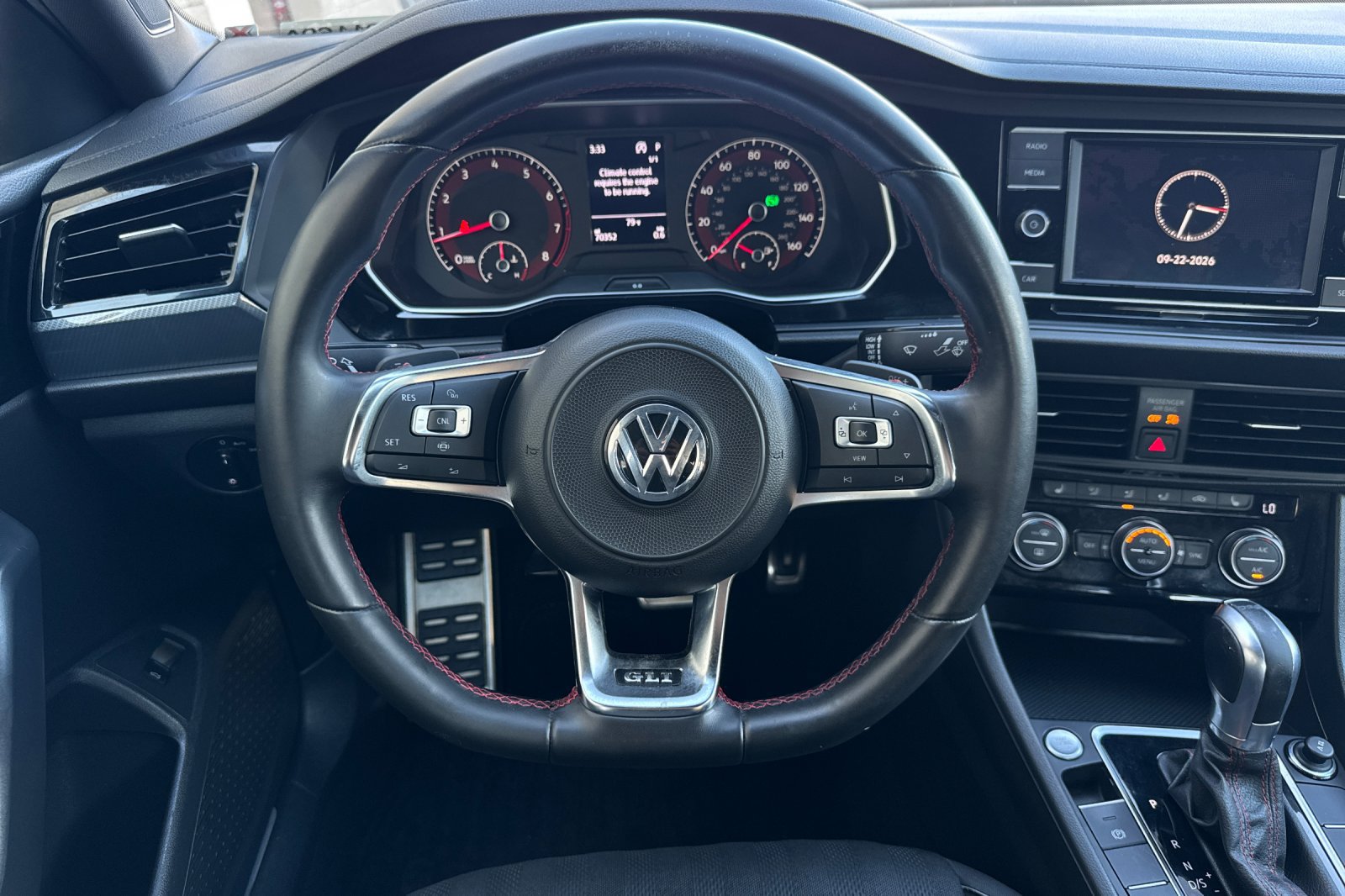 Used 2019 Volkswagen Jetta GLI FWD image 14