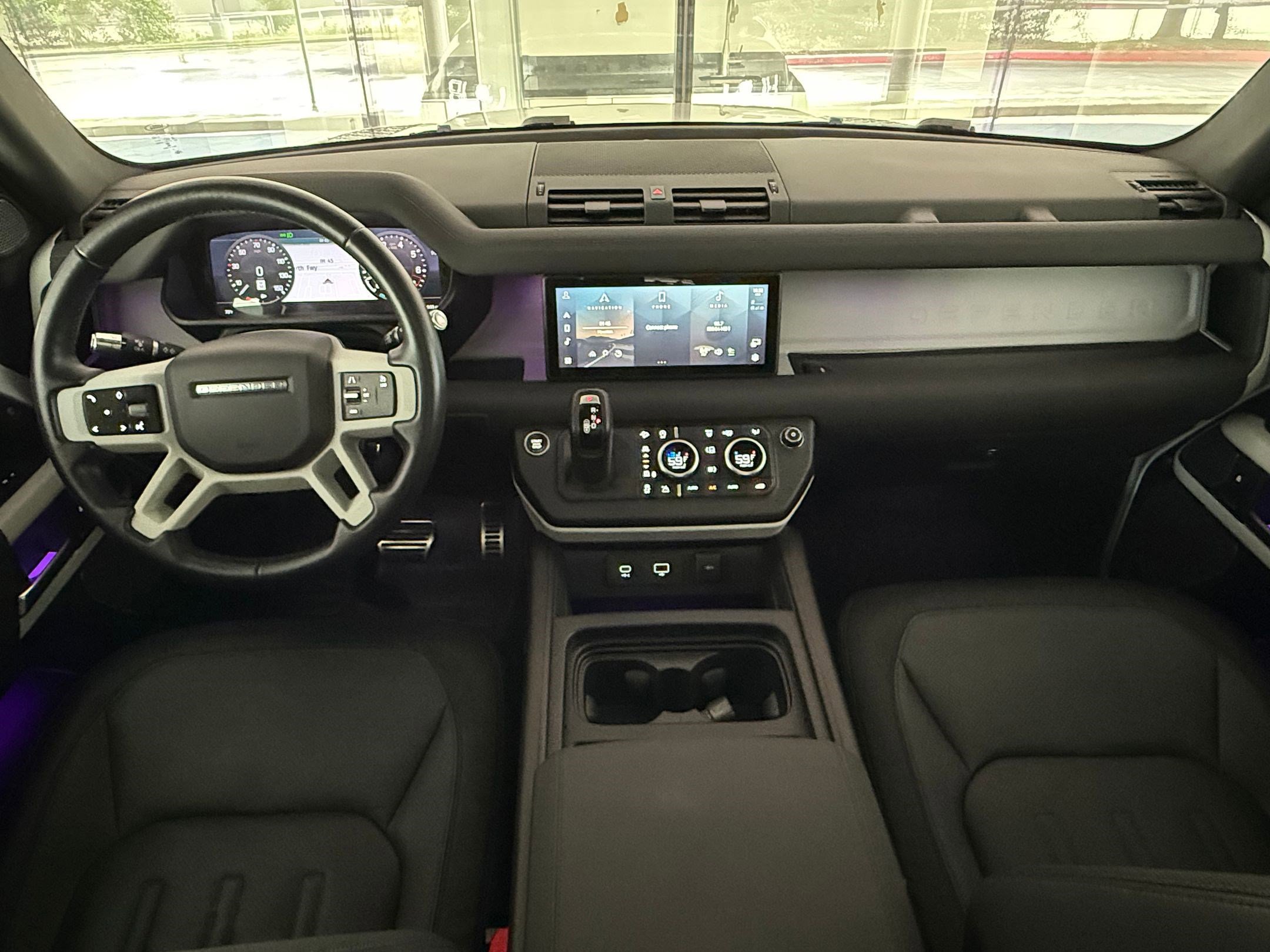 Used 2021 Land Rover Defender 110 X-Dynamic SE AWD/4WD image 15