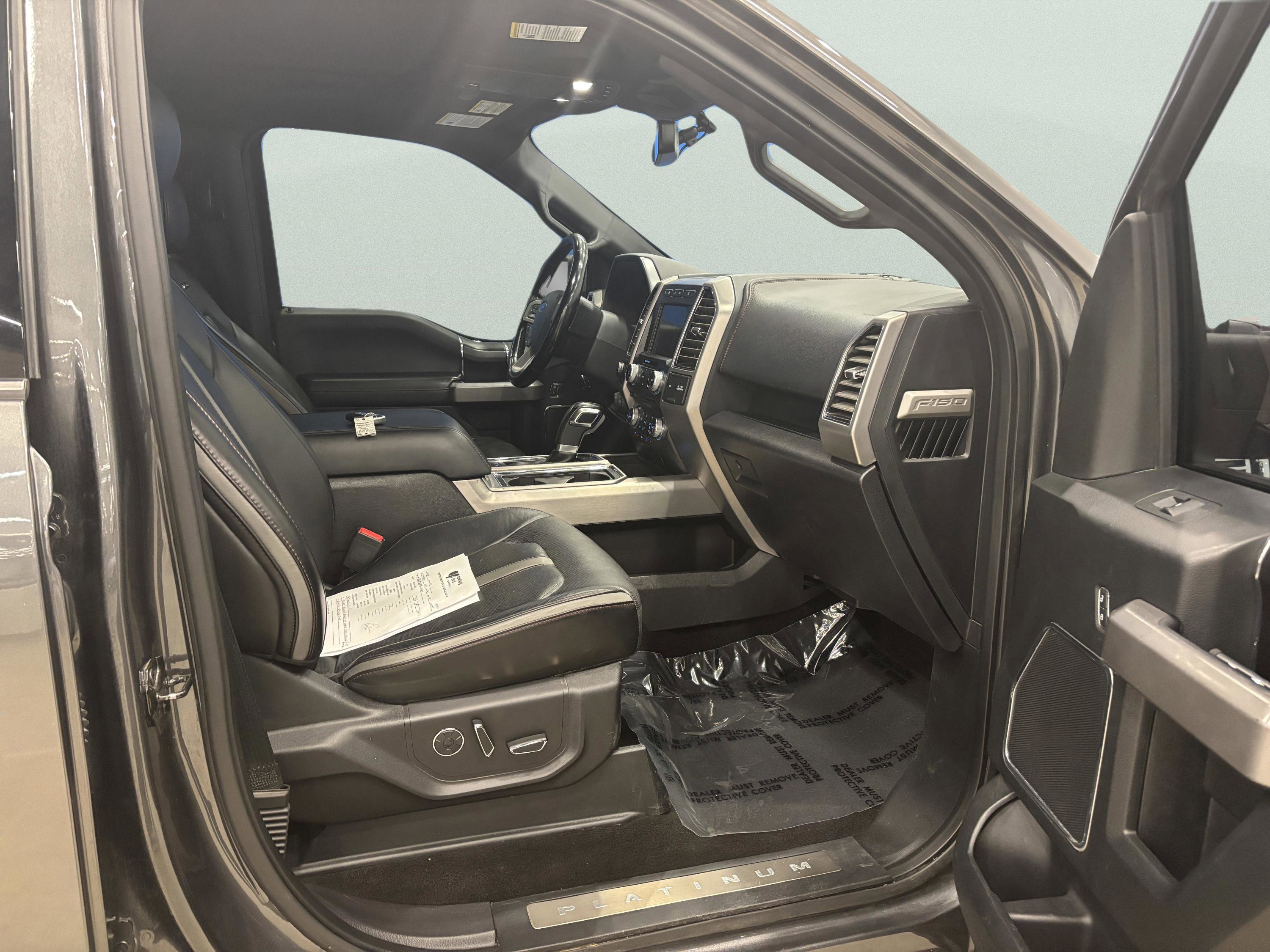 Used 2018 Ford F150 Platinum w/ Equipment Group 701A Luxury image 16