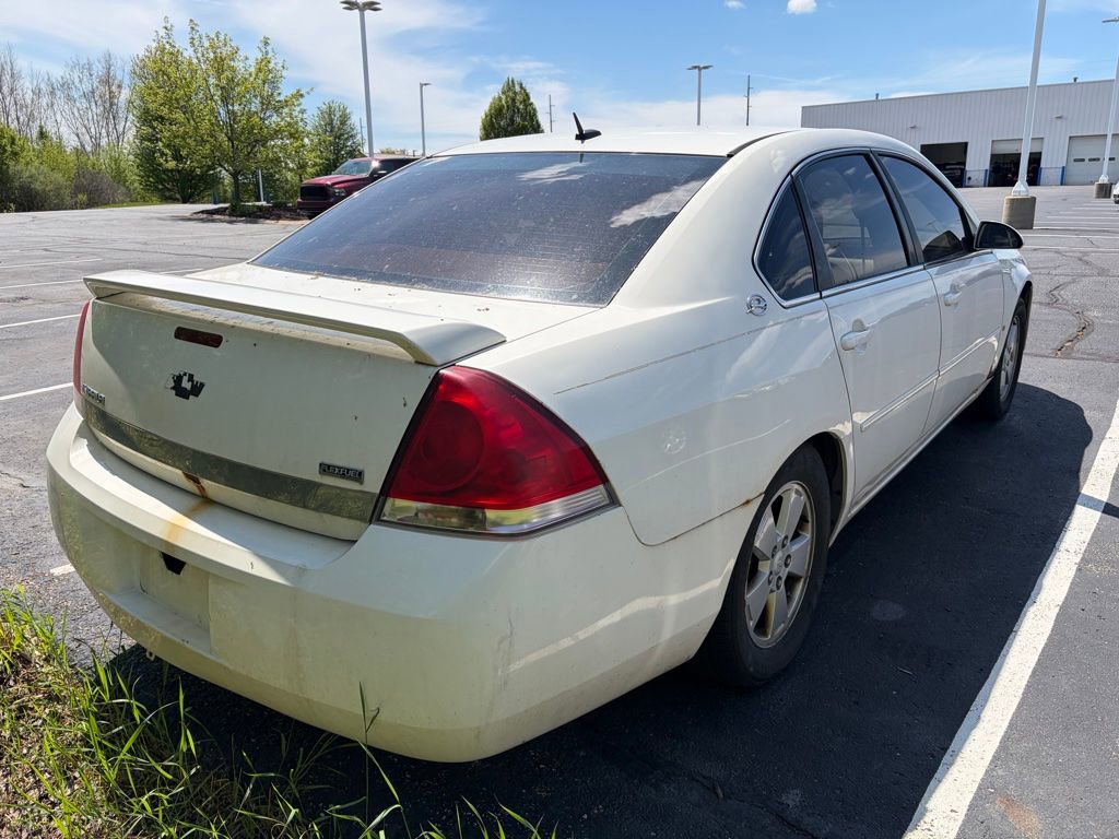 Used 2007 Chevrolet Impala LT w/ Luxury Edition Package FWD image 9