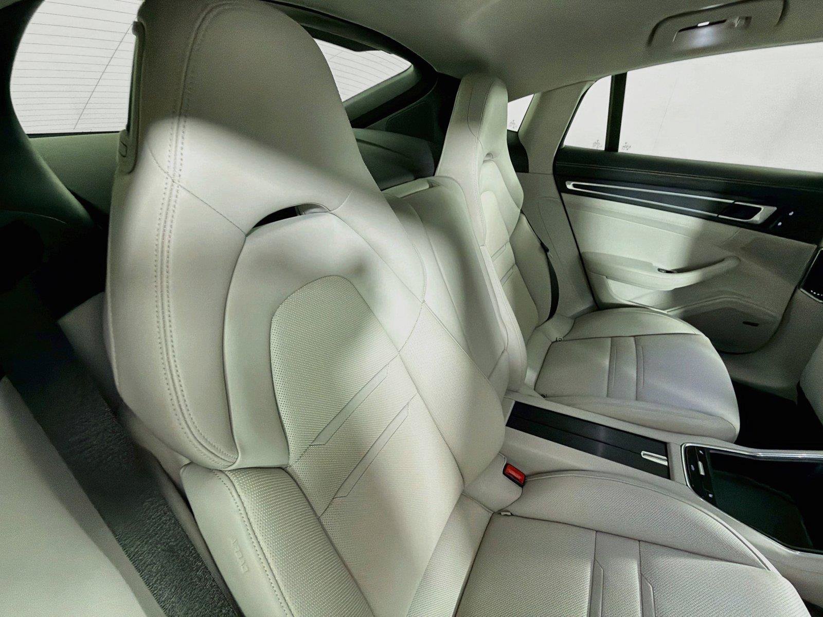 Certified 2020 Porsche Panamera 4 AWD/4WD image 27
