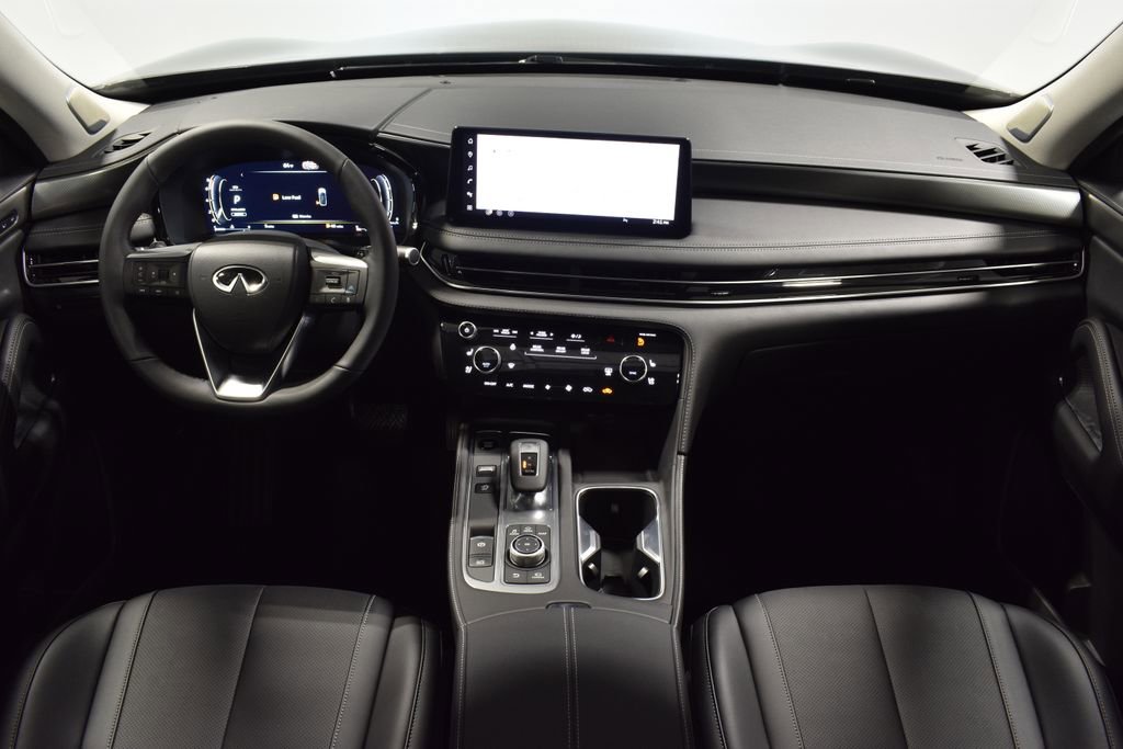 New 2026 INFINITI QX60 Luxe w/ Family Package image 13