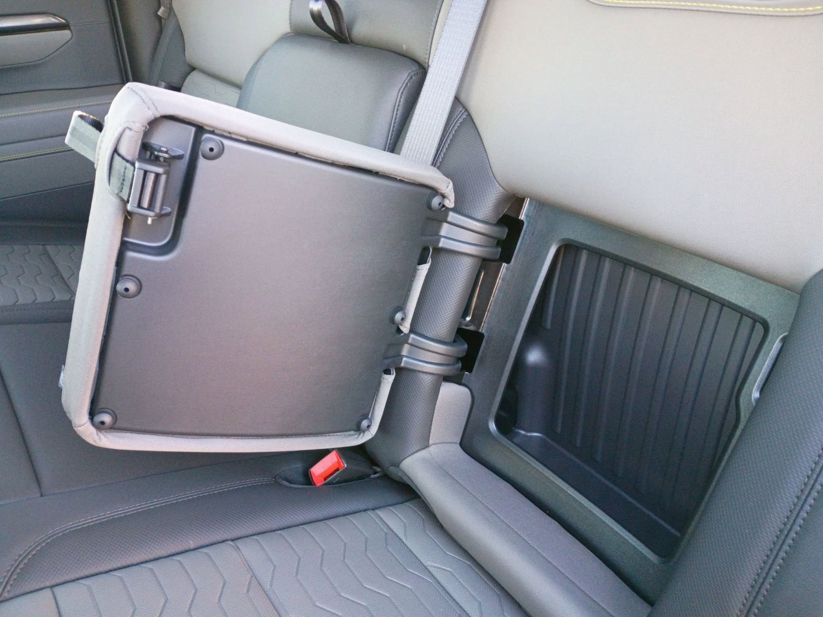 New 2026 Chevrolet Silverado 1500 ZR2 image 27