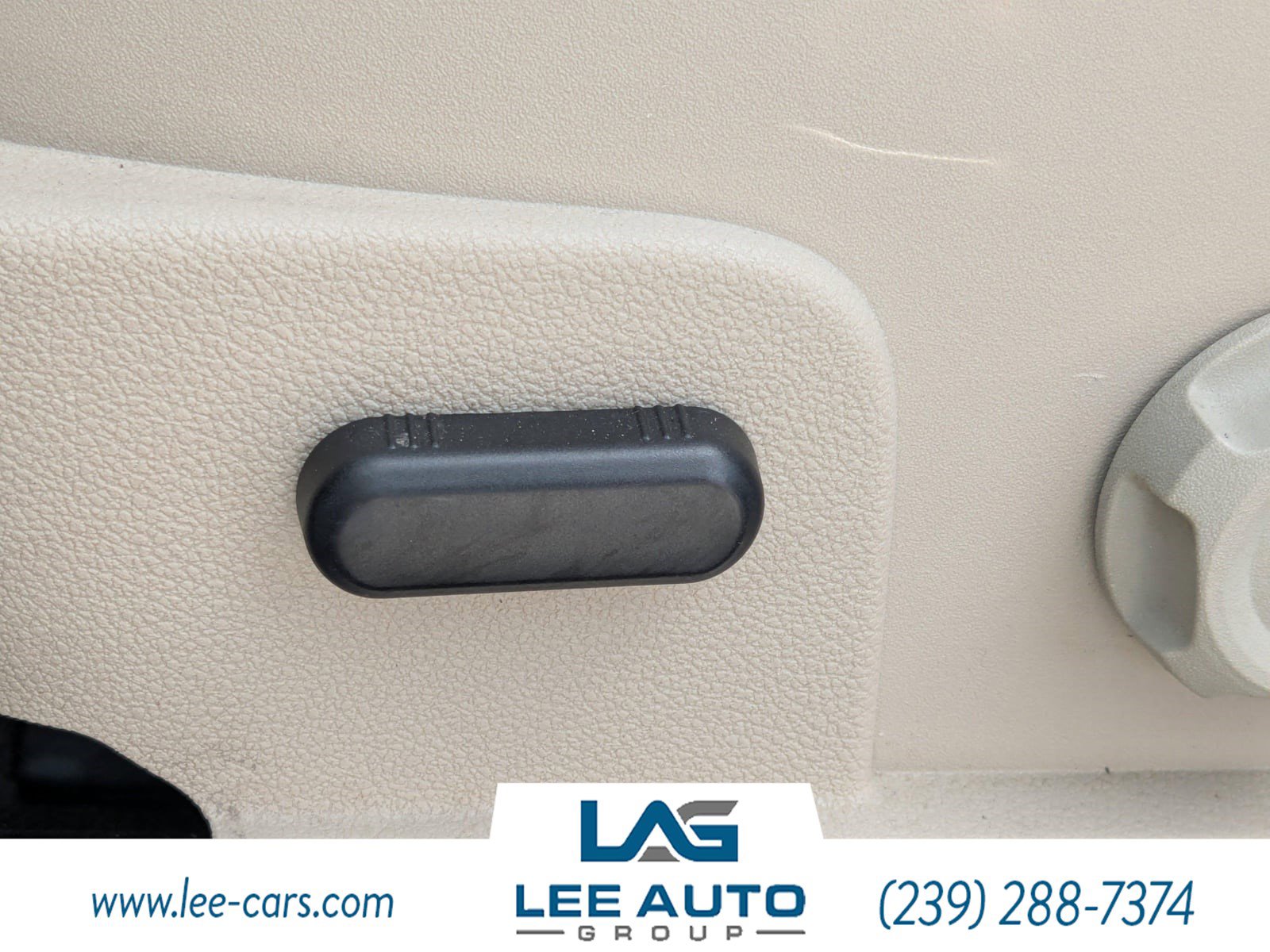 Used 2010 Ford Flex SE image 17