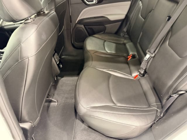 Used 2025 Jeep Compass Limited AWD/4WD image 35