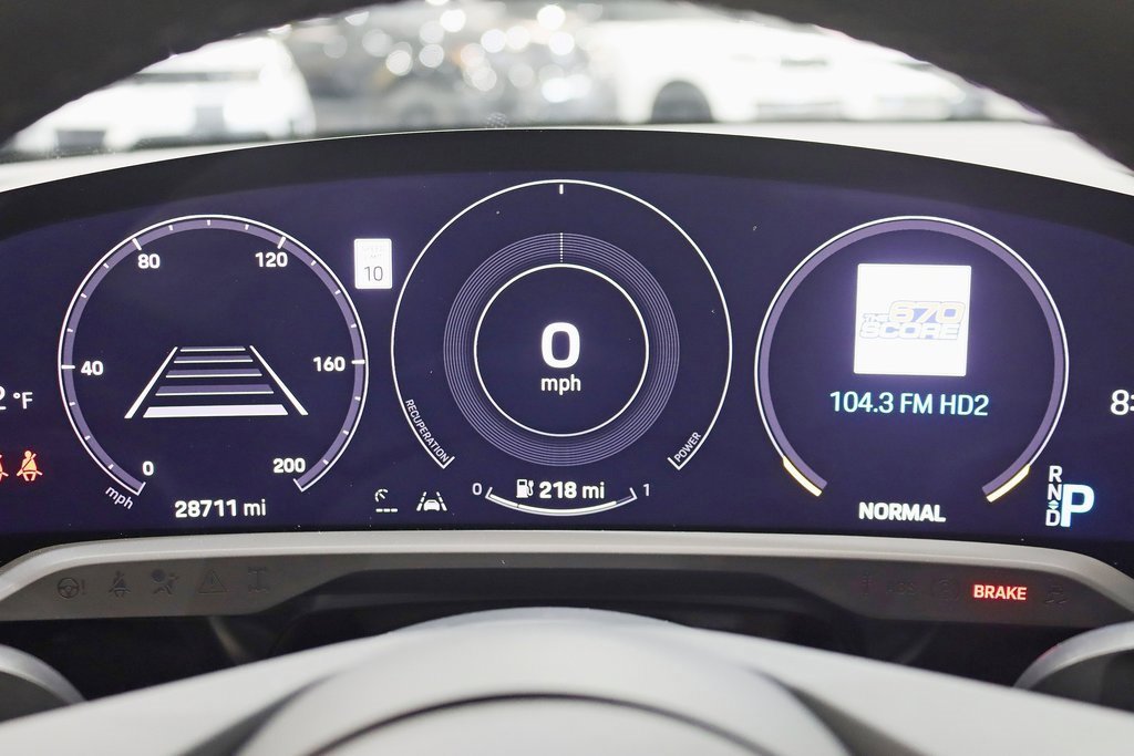 Used 2021 Porsche Taycan 4S image 16