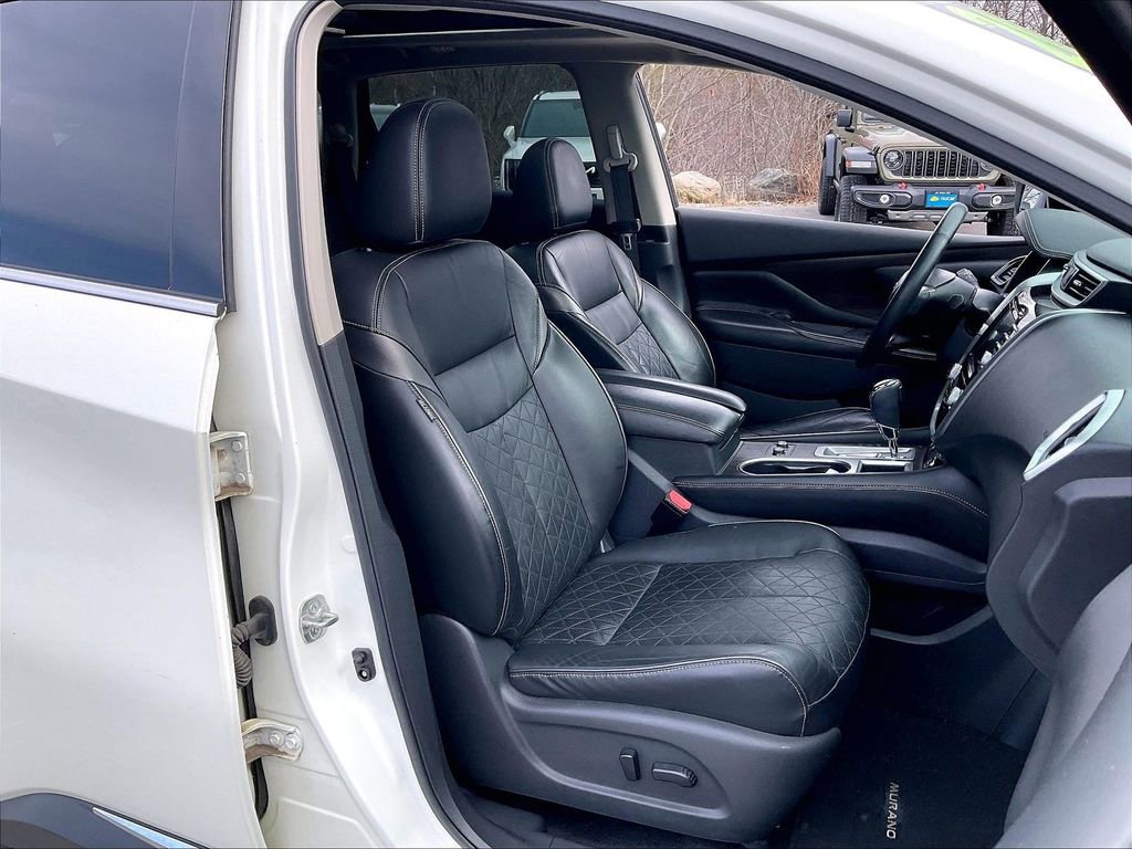 Used 2020 Nissan Murano Platinum image 10