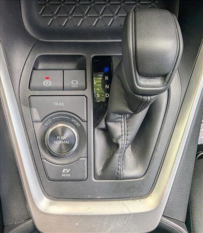 Used 2023 Toyota RAV4 LE AWD/4WD image 12