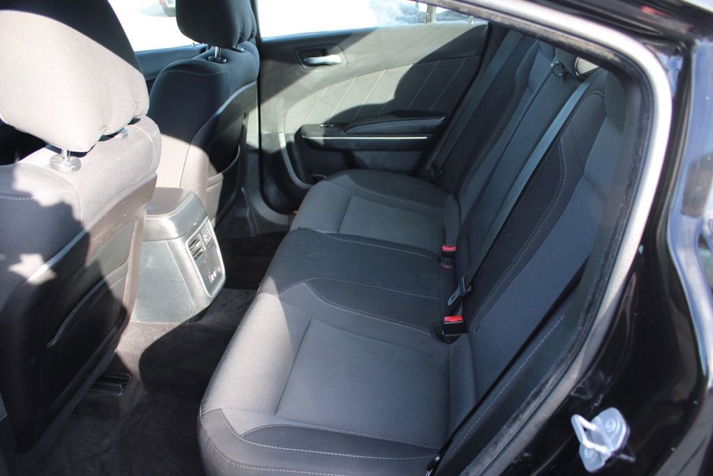 Used 2017 Dodge Charger R/T image 21