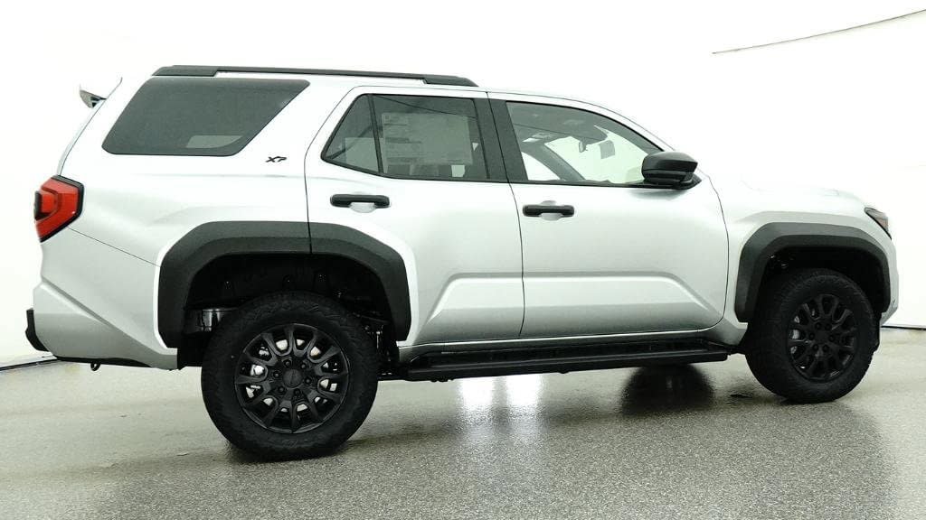 Used 2026 Toyota 4Runner SR5 RWD image 26