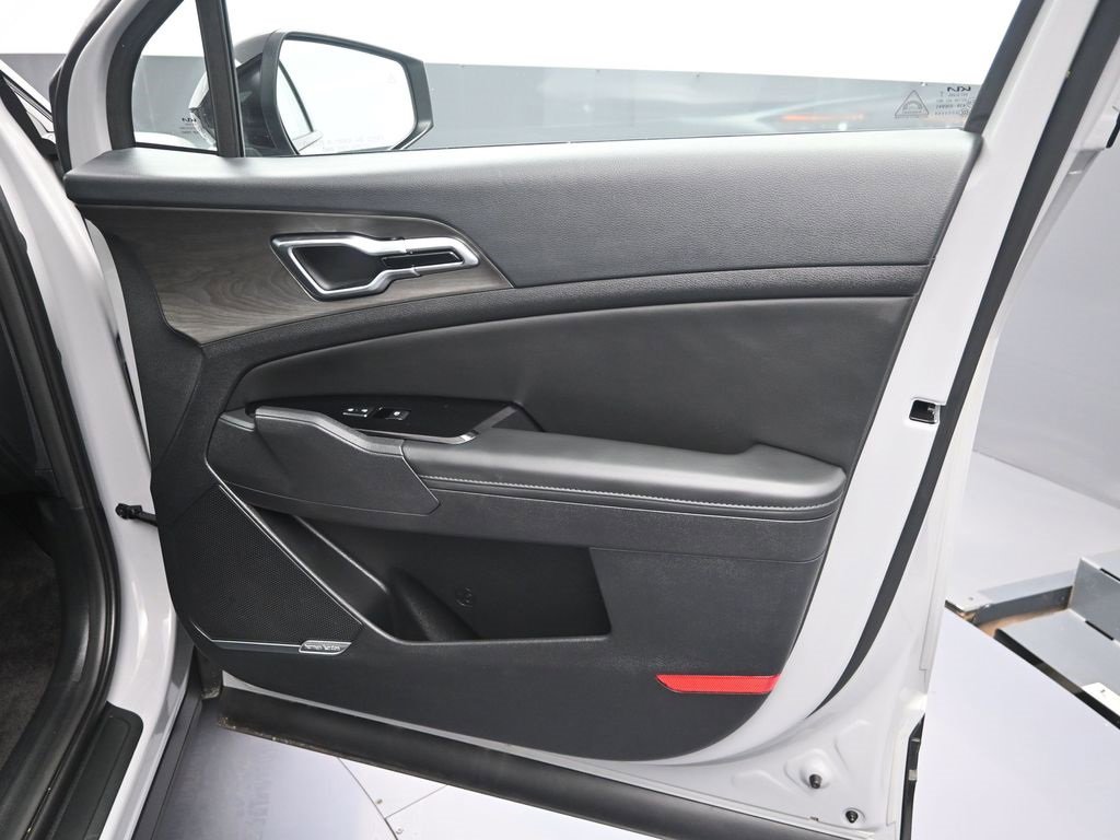 Certified 2025 Kia Sportage X-Pro image 40