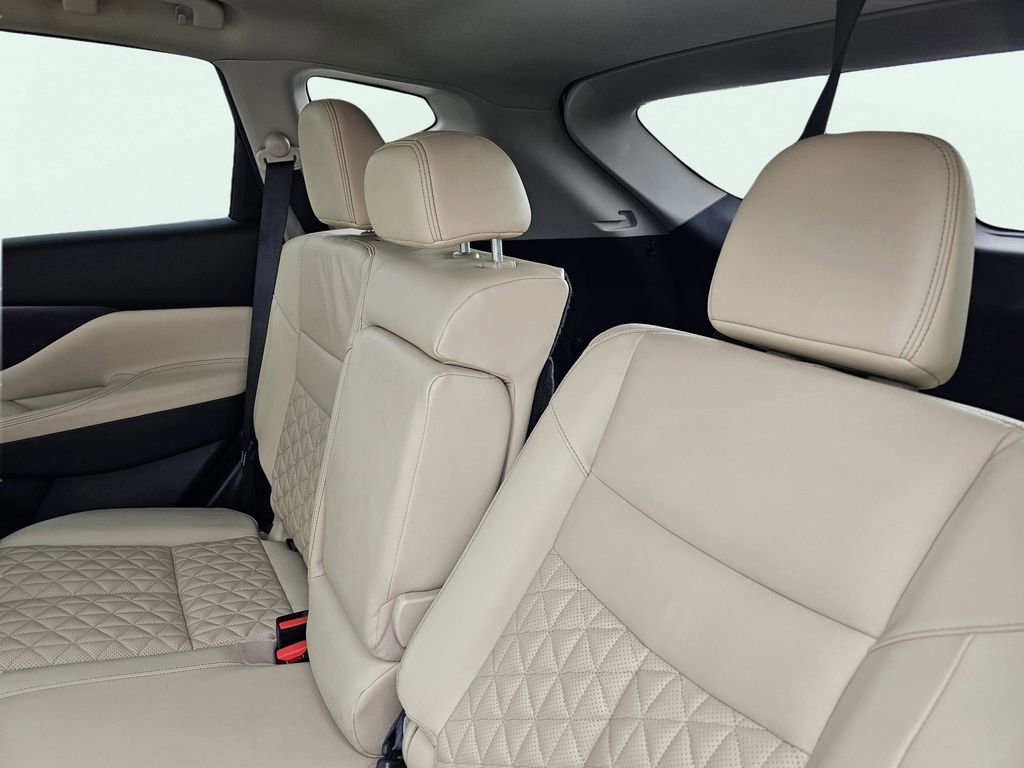 Used 2022 Nissan Murano Platinum w/ Cargo Package image 35