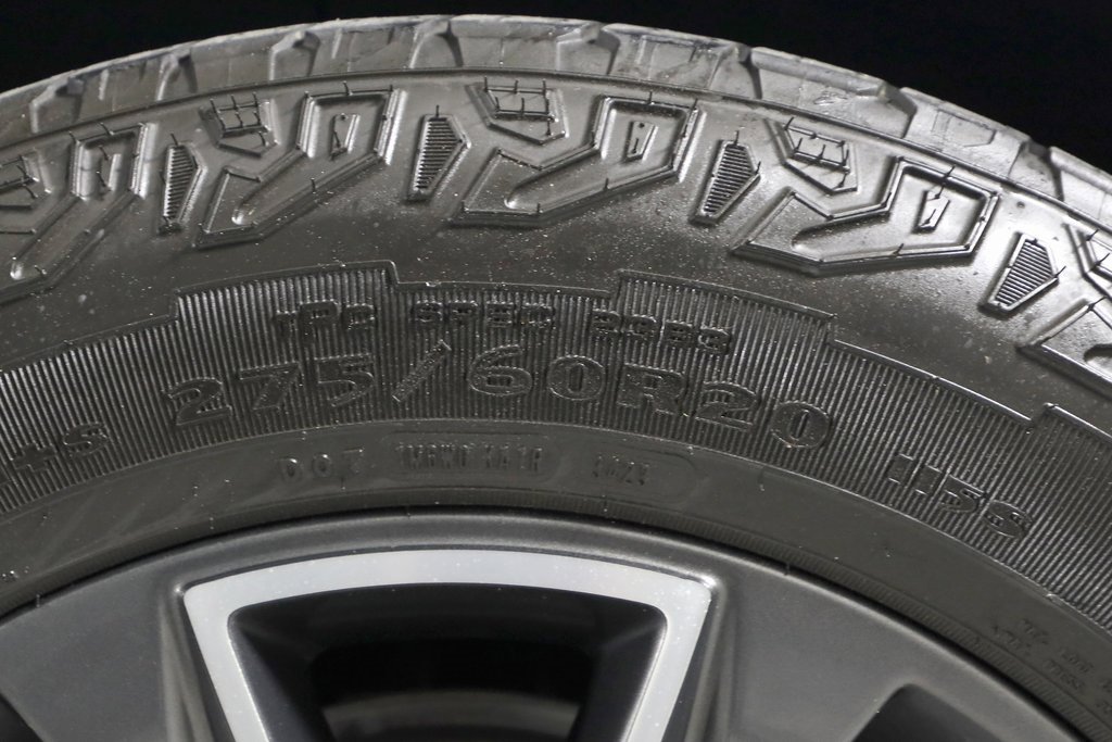 Used 2023 Chevrolet Tahoe Z71 w/ Z71 Off-Road Package image 52