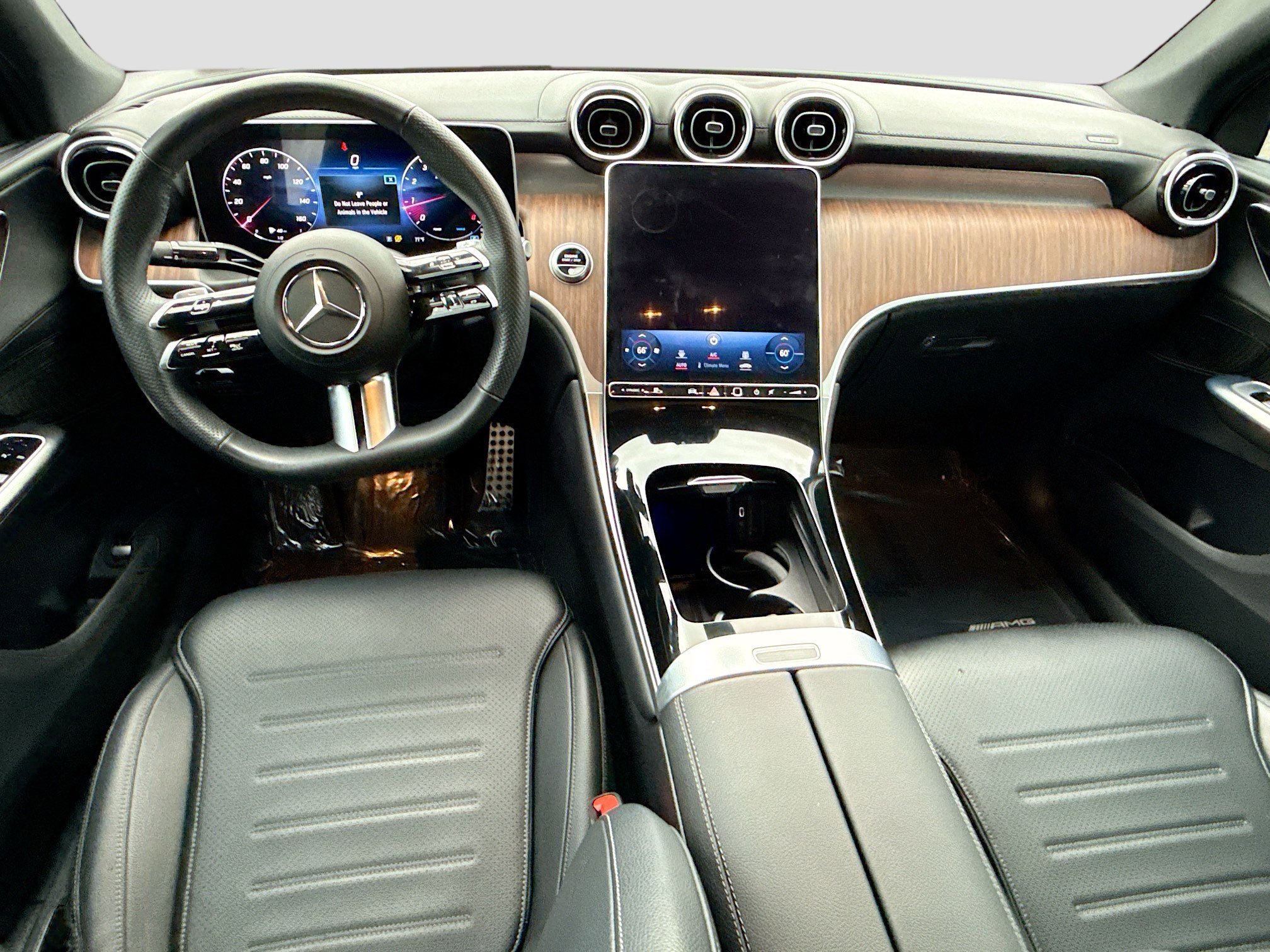 Used 2024 Mercedes-Benz GLC 300 4MATIC image 15