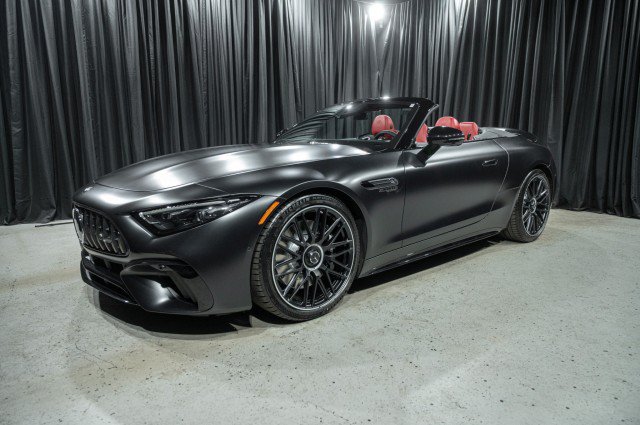 New 2026 Mercedes-Benz SL 63 AMG 4MATIC image 2