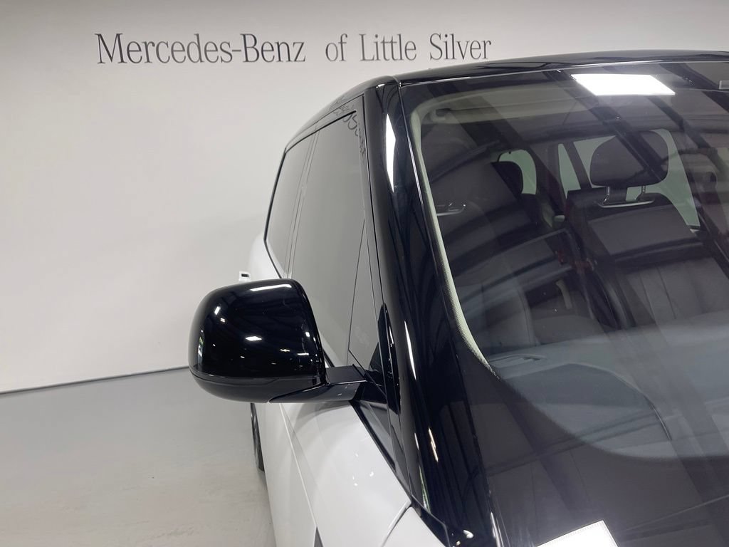 Used 2023 Land Rover Range Rover Long Wheelbase SE AWD/4WD image 12