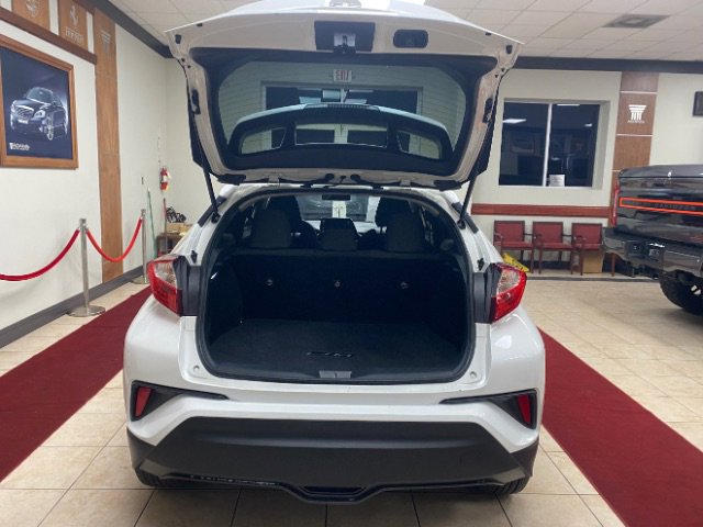 Used 2021 Toyota C-HR LE image 8