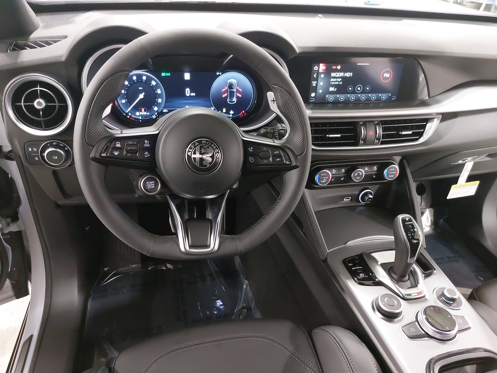 New 2025 Alfa Romeo Stelvio Sprint w/ Veloce Package image 17